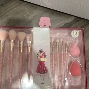Pink Makeup Brush and Sponge Set